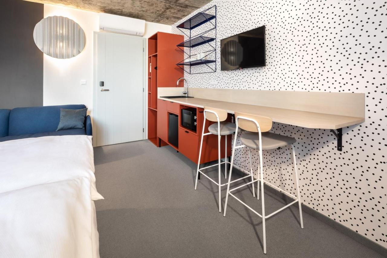 Boutique Hotel Mezi Svy Hradec Králové 外观 照片